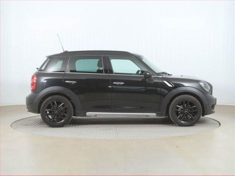 Mini Countryman - hlavní fotka