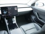 Tesla Model 3 - fotka číslo 7