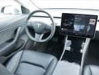 Tesla Model 3 - fotka číslo 6