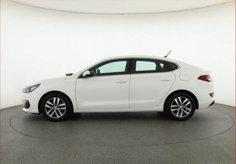 Hyundai i30 - hlavní fotka