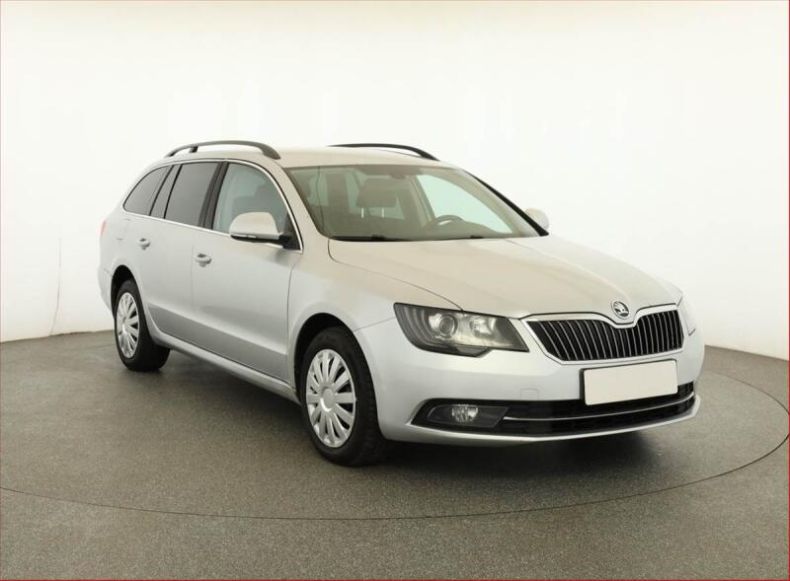 Škoda Superb - hlavní fotka inzerátu