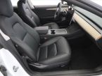 Tesla Model 3 - fotka číslo 8