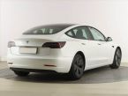 Tesla Model 3 - fotka číslo 4