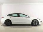 Tesla Model 3 - fotka číslo 5