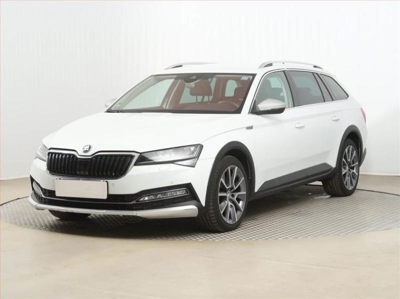 Škoda Superb - hlavní fotka