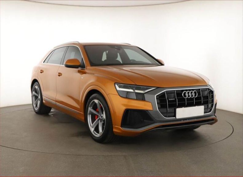 Audi Q8 - hlavní foto