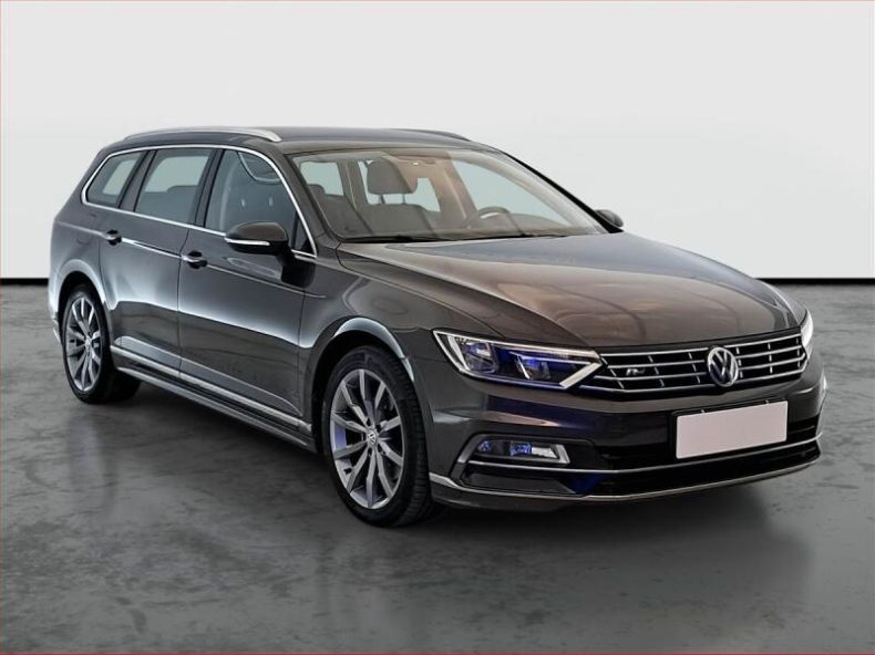 Volkswagen Passat - hlavní fotka inzerátu