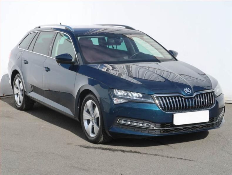 Škoda Superb - hlavní foto