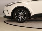 Toyota C-HR - fotka číslo 14