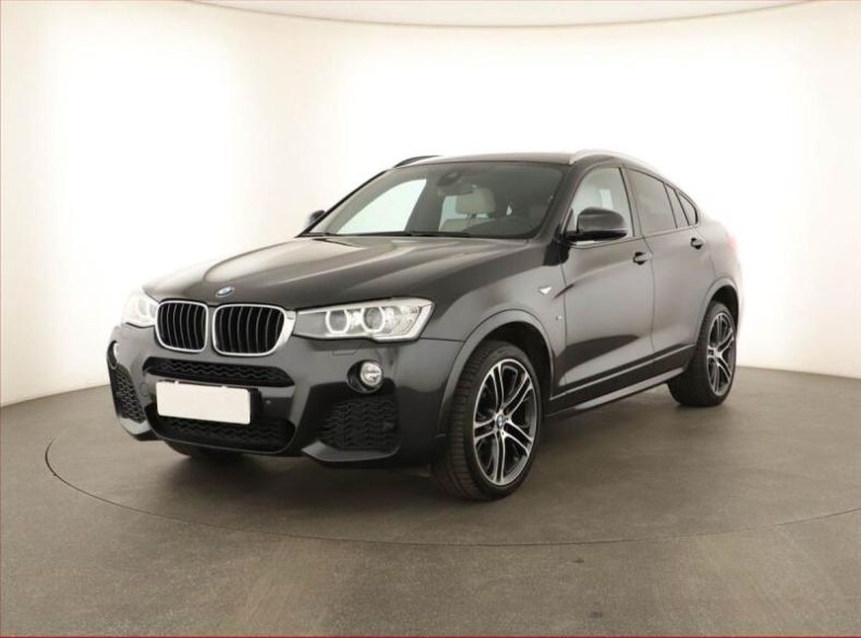 BMW X4 - hlavní fotka