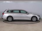 Volkswagen Passat - fotka číslo 5
