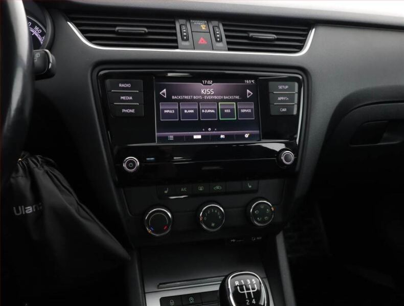 Škoda Octavia - hlavní fotka