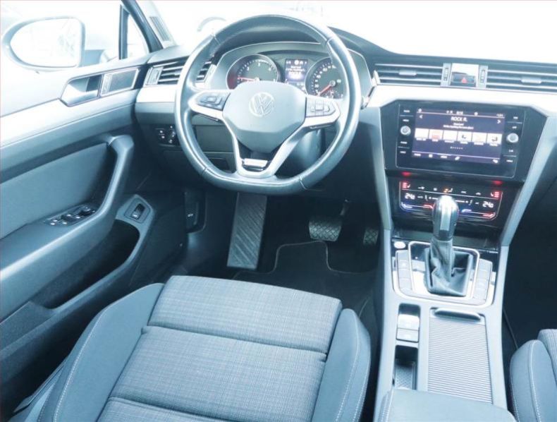 Volkswagen Passat - hlavní fotka