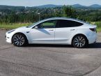 Tesla Model 3 - fotka číslo 2
