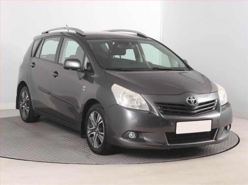 Toyota Verso - hlavní fotka inzerátu
