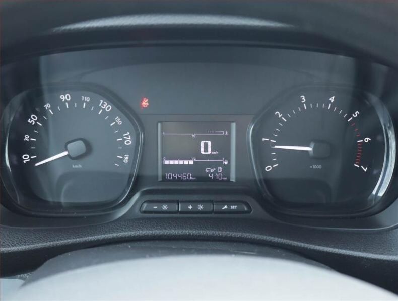 Peugeot Expert - hlavní fotka