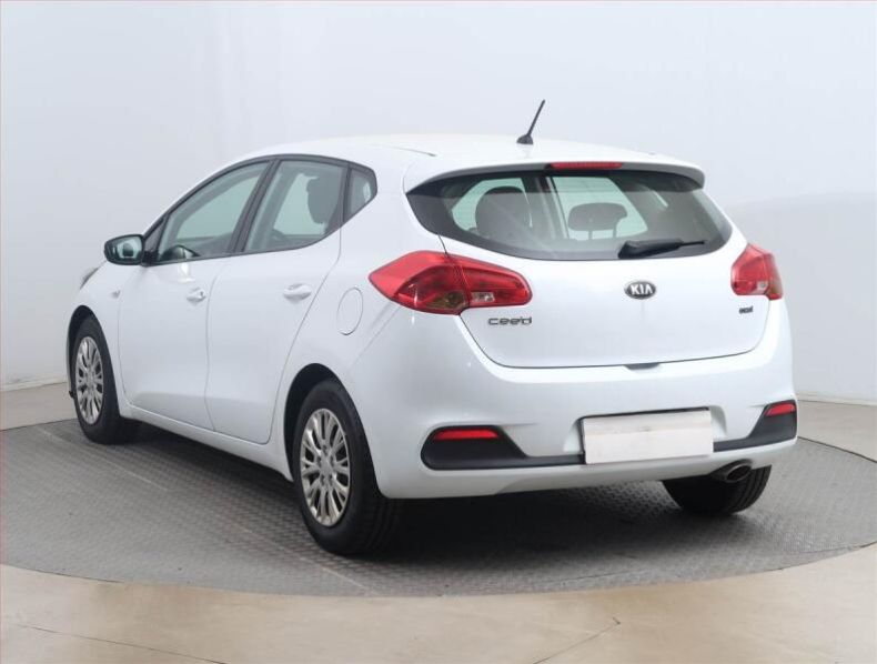 Kia Cee'd - hlavní fotka