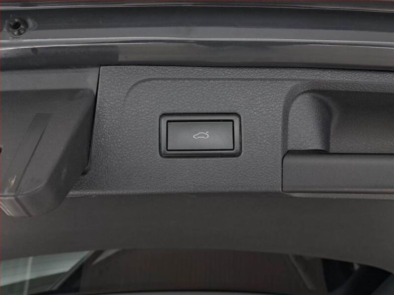 Volkswagen Passat - hlavní fotka