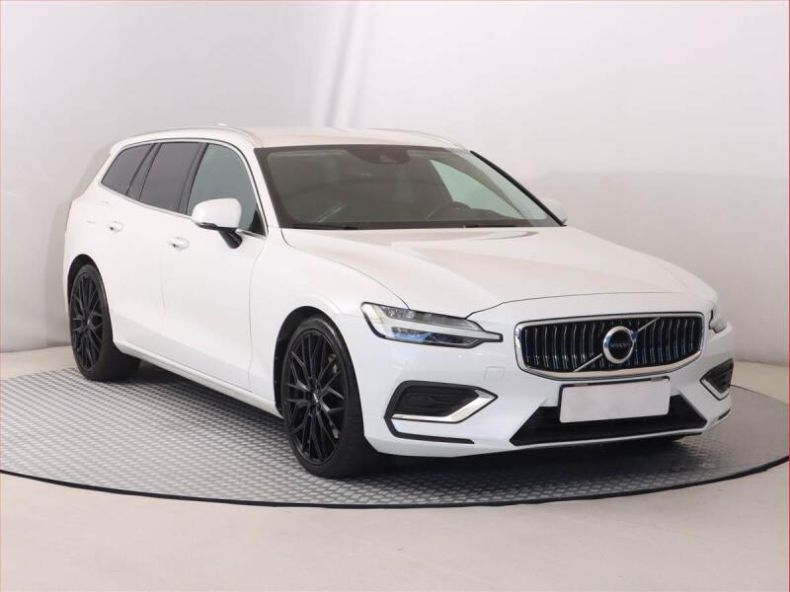 Volvo V60 - hlavní fotka