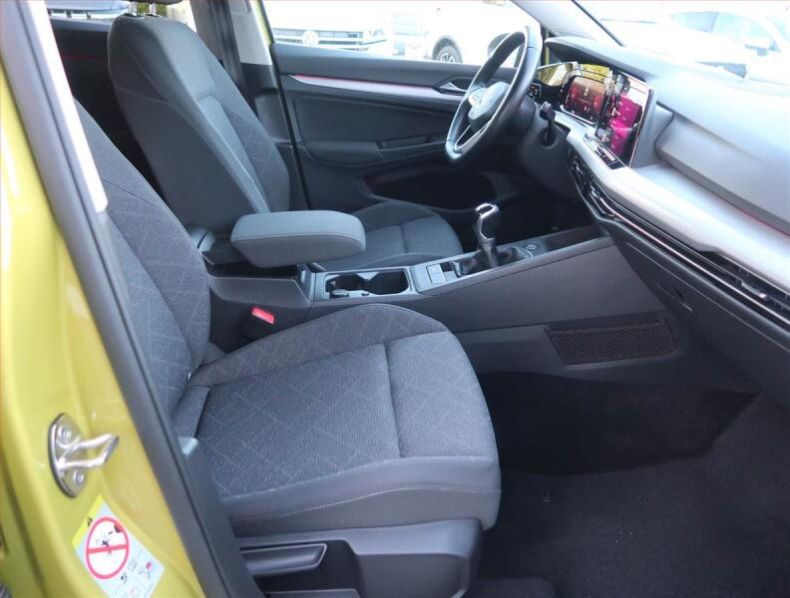 Volkswagen Golf - hlavní fotka