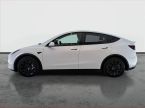 Tesla Model Y - fotka číslo 2