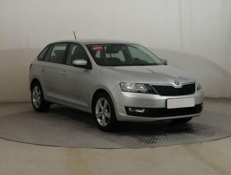 Škoda Rapid - hlavní foto