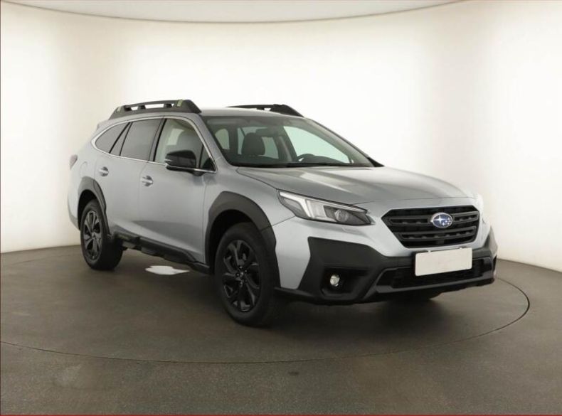 Subaru Outback - hlavní fotka