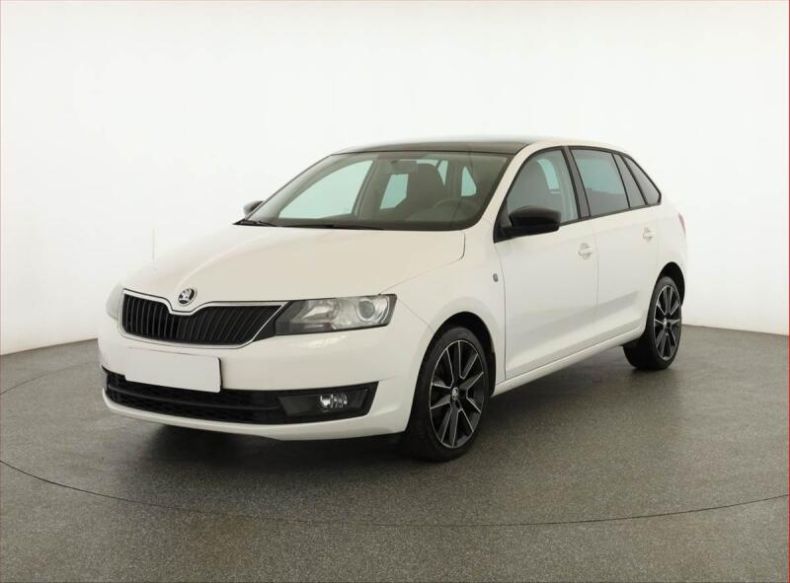 Škoda Rapid - hlavní fotka