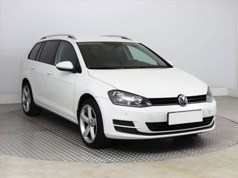 Volkswagen Golf - hlavní fotka inzerátu