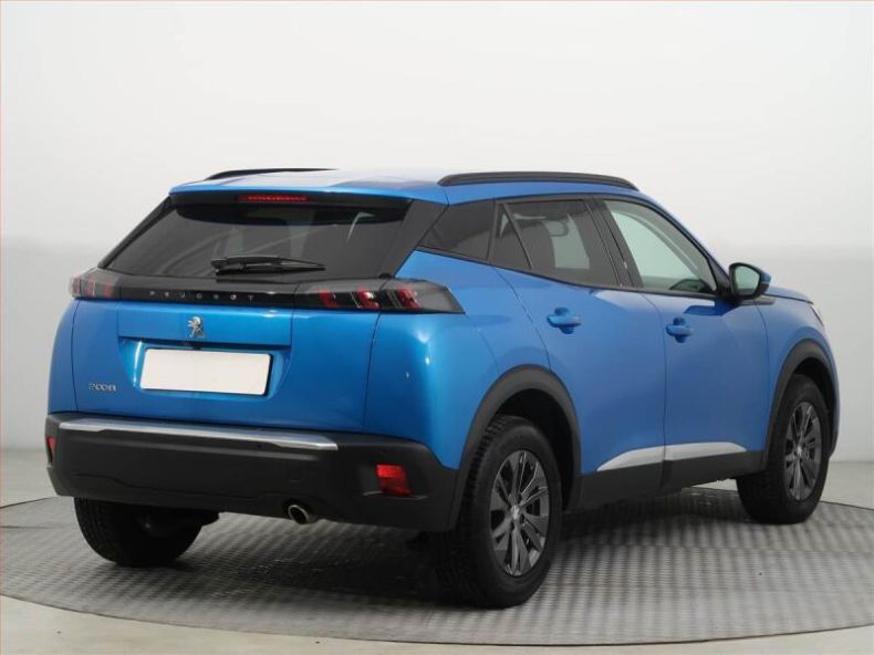 Peugeot 2008 - hlavní fotka