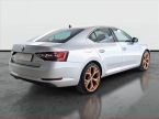 Škoda Superb - fotka číslo 4