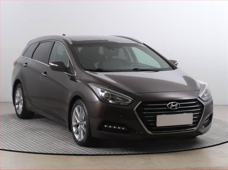 Hyundai i40 - hlavní foto