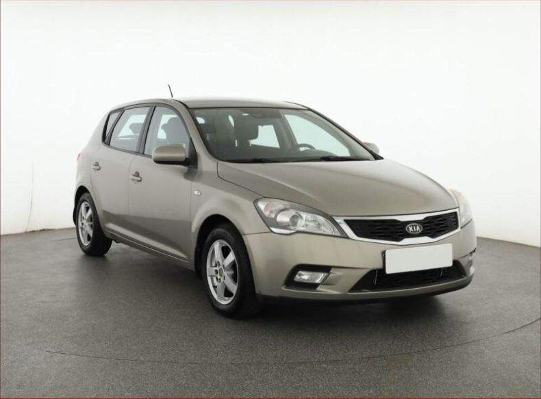 Kia Cee'd - hlavní foto