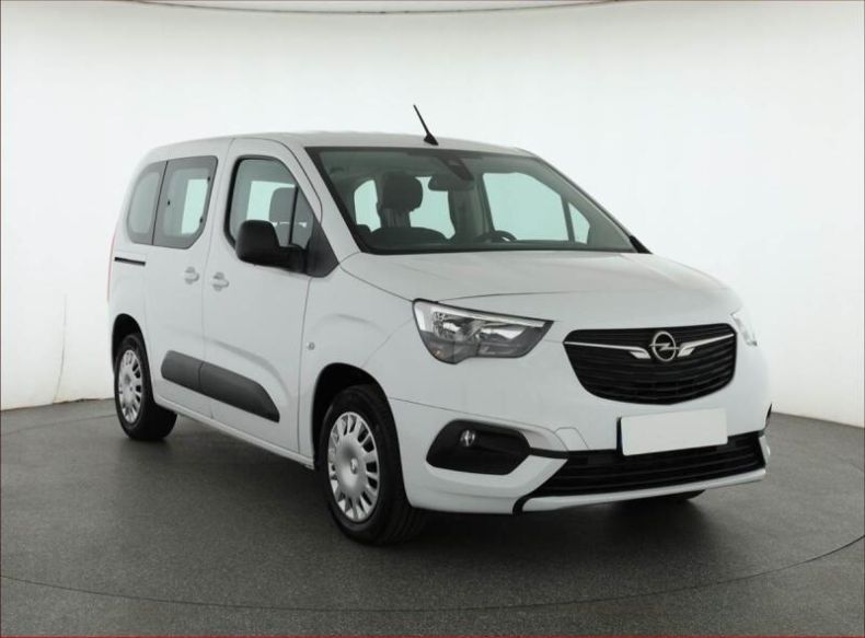 Opel Combo - hlavní foto