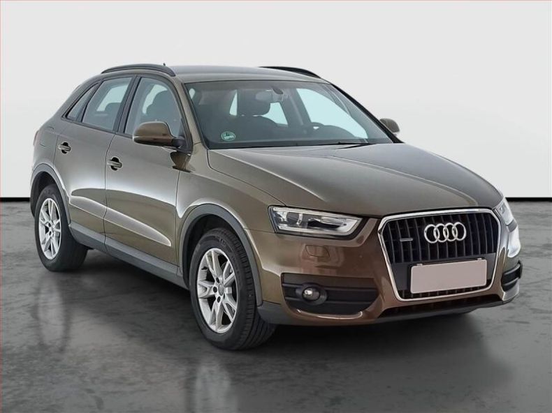 Audi Q3 - hlavní foto