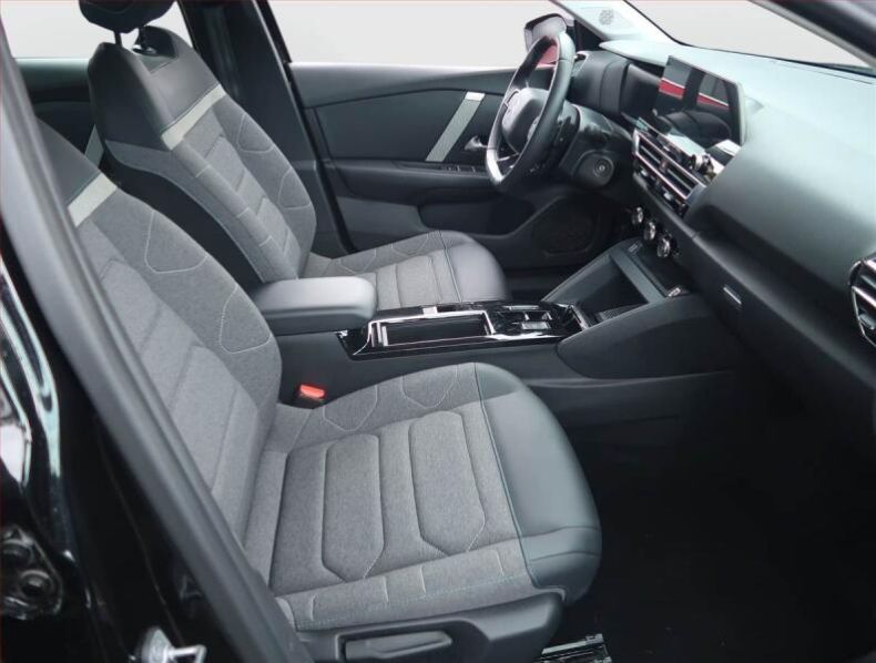 Citroën C4 X - hlavní fotka