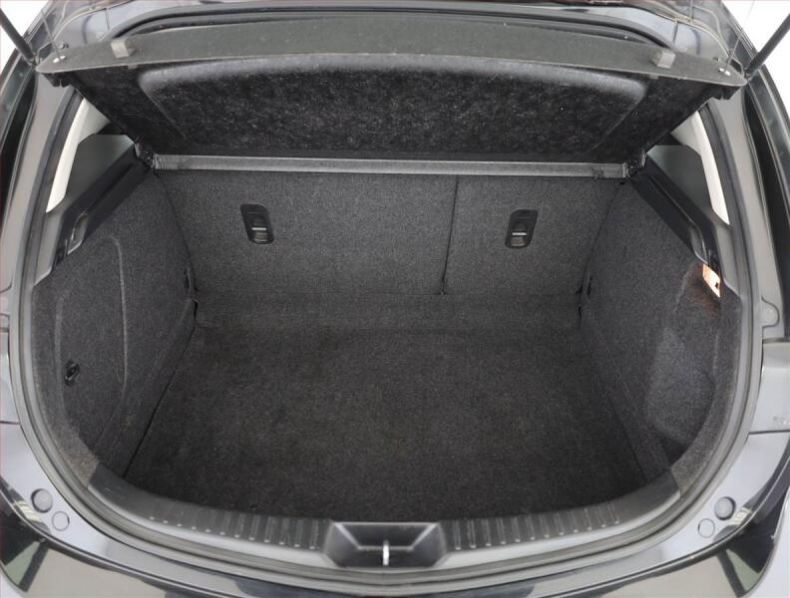 Mazda 3 - hlavní fotka inzerátu