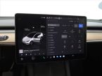 Tesla Model Y - fotka číslo 17