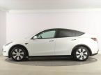 Tesla Model Y - fotka číslo 2