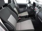 Suzuki SX4 - fotka číslo 6