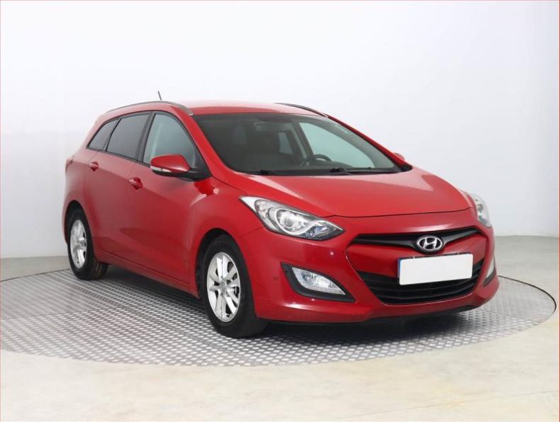 Hyundai i30 - hlavní foto