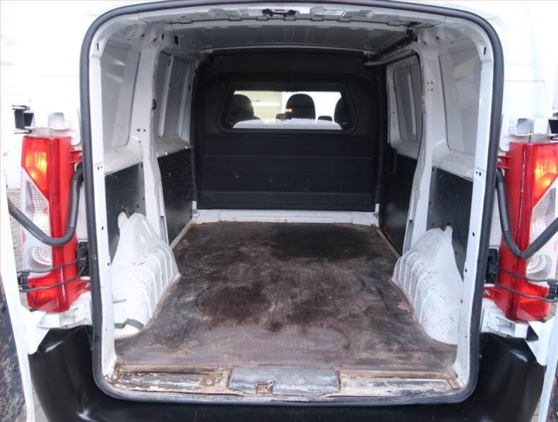 Peugeot Expert - hlavní fotka