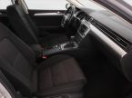 Volkswagen Passat - fotka číslo 8