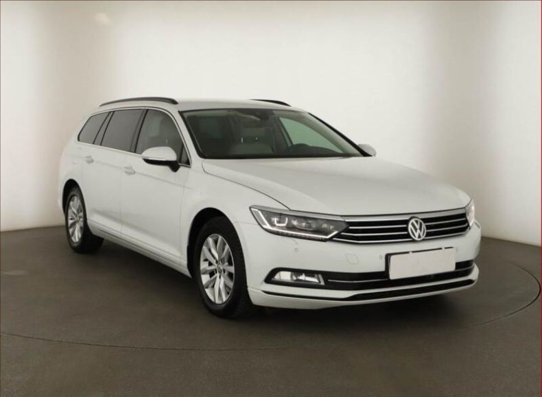 Volkswagen Passat - hlavní fotka inzerátu