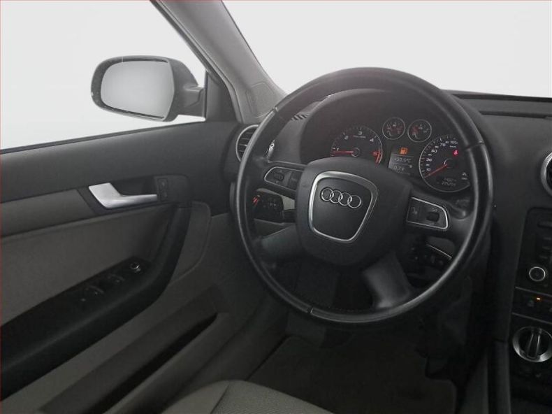 Audi A3 - hlavní fotka