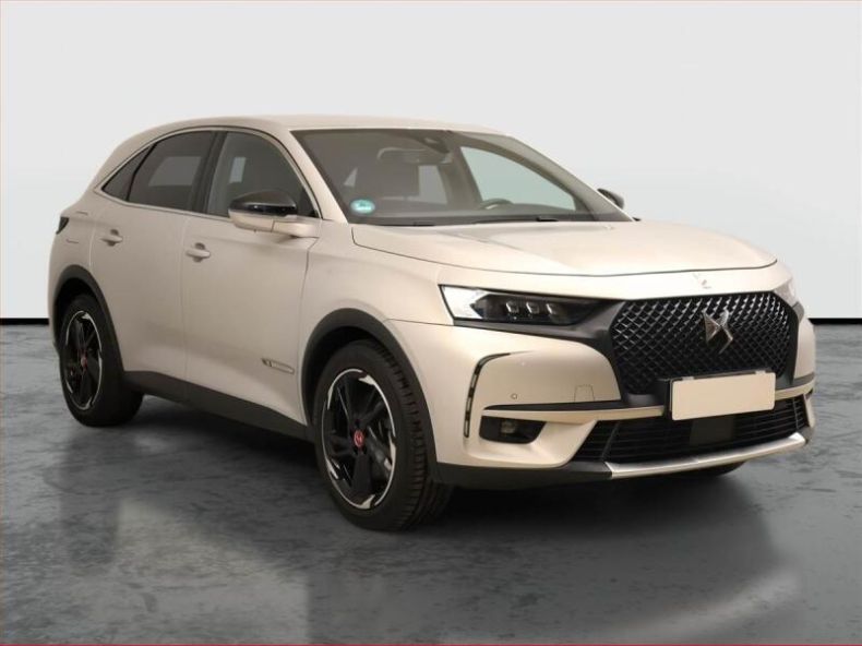 DS Automobiles DS7 Crossback - hlavní foto
