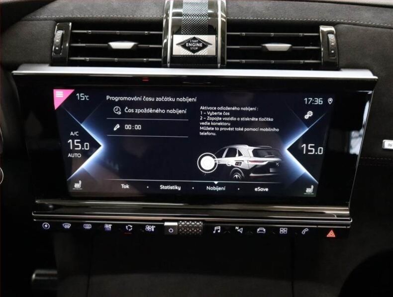 DS Automobiles DS7 Crossback - hlavní fotka
