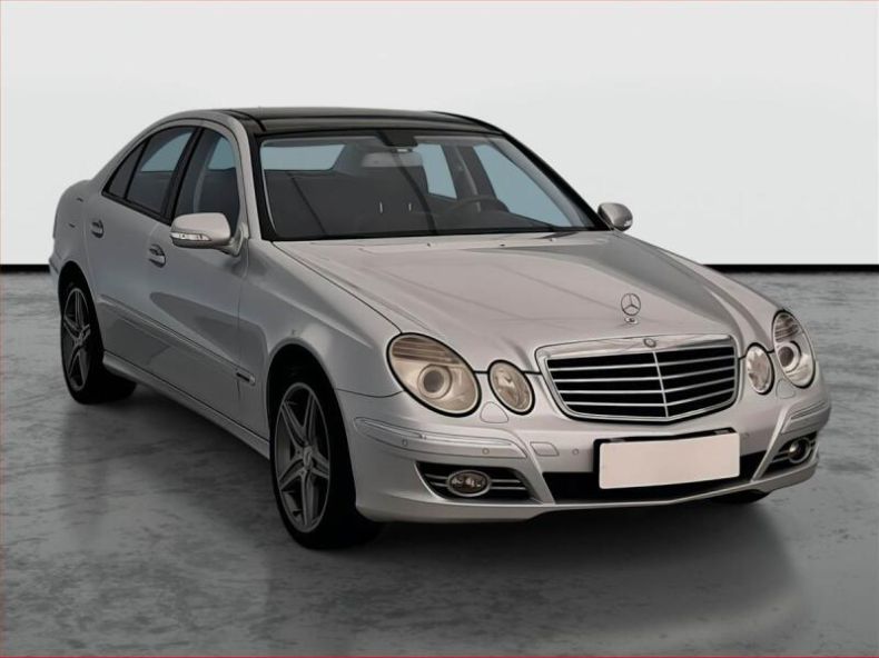 Mercedes Třída E - hlavní foto