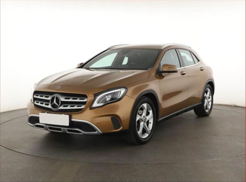 Mercedes Třída GLA - hlavní fotka
