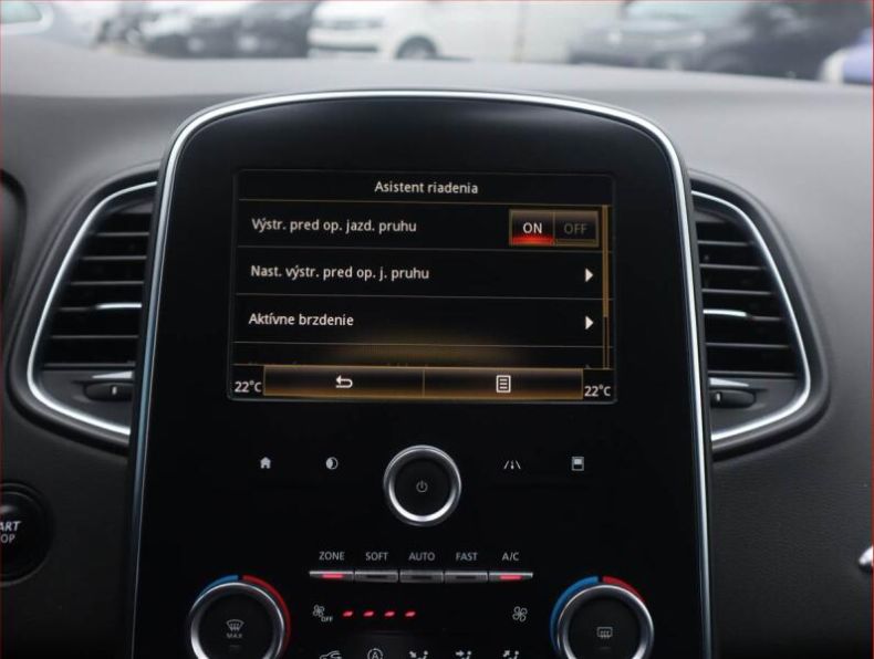 Renault Grand Scenic - hlavní fotka